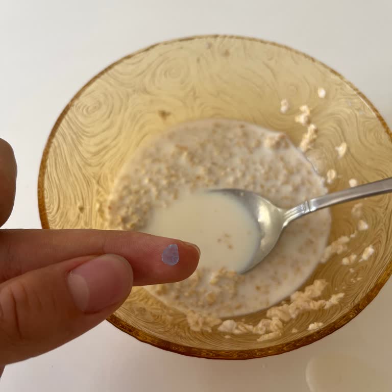 Yulaf Ezmesinden Çıkan Plastik Parça İle Şaşkınlık Yaşadım