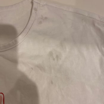 Satın Aldığım Çamaşır Makinesi Sürekli Yağ Akıtıyor Ve Lekeleri Çıkarmıyor