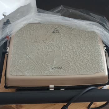 Kırık Gelen Ürün İçin Çözüm Sunulmuyor, Müşteri Hizmetleri İlgisiz