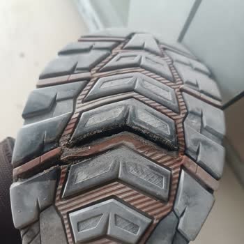 3 Ayda Deforme Olan Sandalet Ve Koku Problemi Hayal Kırıklığı Yarattı