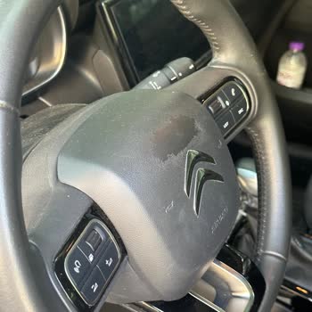 Citroen C3 Aircross Direksiyon Göbeğinde Garanti Kapsamı Dışında Bırakılan Soyulma Sorunu