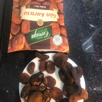 A101'den Aldığım Kuru Meyveler Kurtlu Ve Bozuk Çıktı