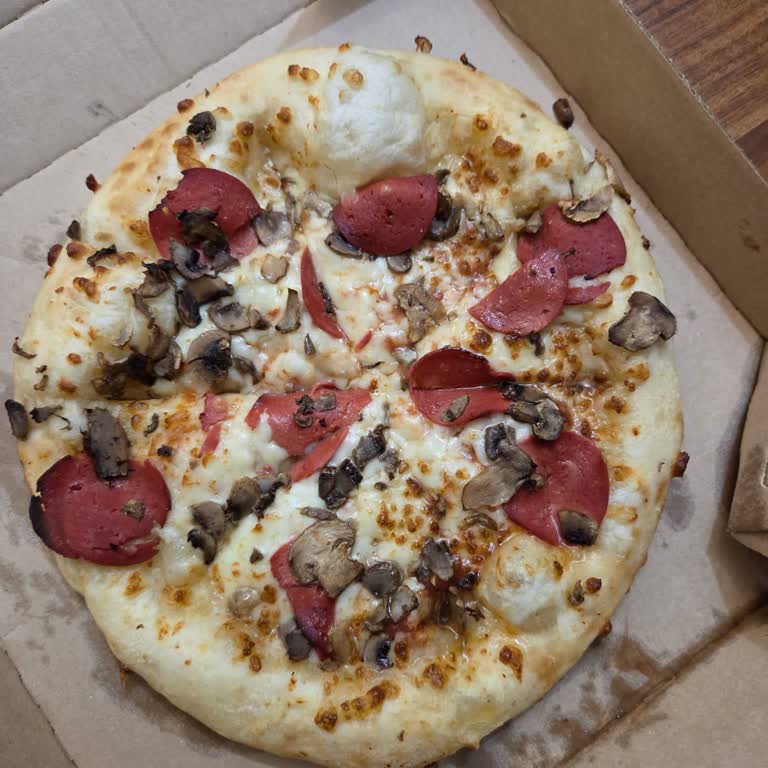 Domino's Sucuklu Pizza Hayal Kırıklığı: Eksik Malzeme, Tekrar Eden Sorun