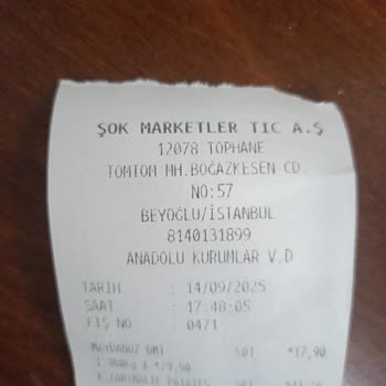 Bebek Ürününde Son Kullanma Tarihi Skandalı Ve İlgisiz Mağaza Personeli