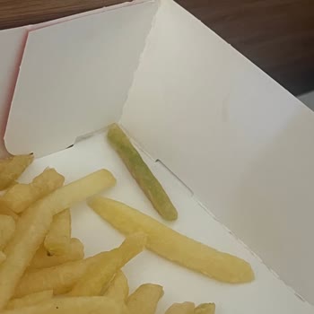 Siparişim Eksik Ve Bozuk Ürünlerle Teslim Edildi, Mağduriyet Yaşadım