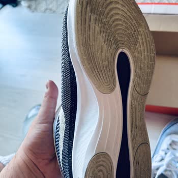 Intersport'tan Sipariş Ettiğim Ayakkabı Kullanılmış ve Eksik Korumalı Şekilde Geldi