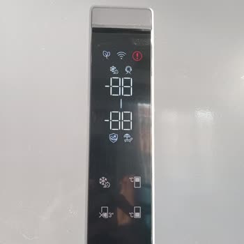 Yeni Alınan Buzdolabı Sürekli Elektrik Arızası Veriyor, Mağduriyet Yaşıyorum