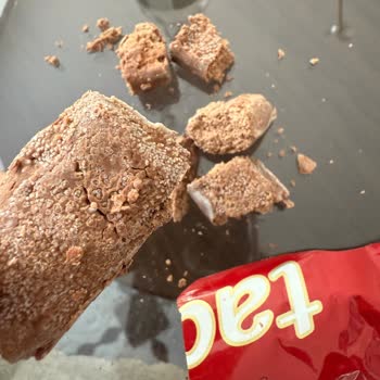 Küflü Ve Bozuk Tadelle Çikolata Satışı