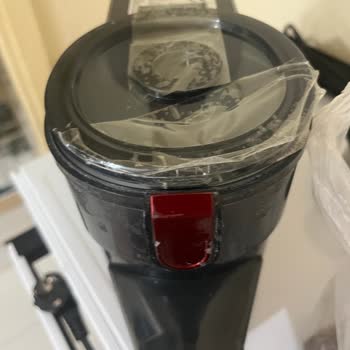 Kırık Gelen Toz Haznesi Kapağı İçin Garanti Talebi