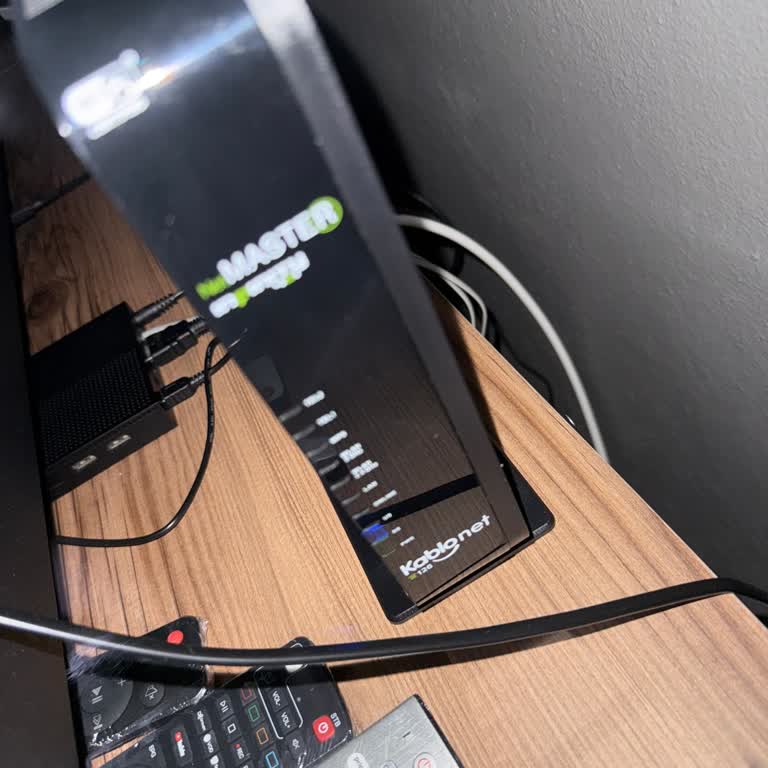 İnternet Kesintisi İşimi Aksatıyor, Acil Çözüm Bekliyorum