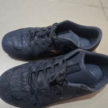 Kısa Sürede Yırtılan Kinetix Halısaha Ayakkabısı İçin Değişim Talebi