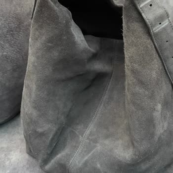 Defolu Ve Kirli Gelen Çanta Sağlığımı Riske Attı, Çözüm Bekliyorum