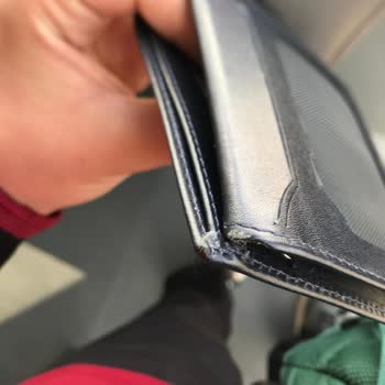 Yeni Alınan Deri Cüzdanda Kısa Sürede Deformasyon