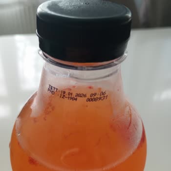 Dimes Buzz Portakal Mango Ürününde Şüpheli Kırmızı Parçalar