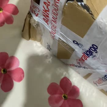 Kargo Geç Teslim Edildi, Ürün Hasarlı Ve Müşteri Hizmetlerine Ulaşılamıyor