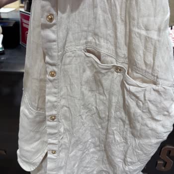 Elbise İki Kullanımda Yıprandı, Mağaza Sorumluluğu Kabul Etmiyor