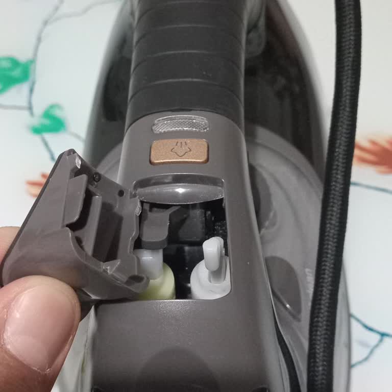 Garanti Kapsamındaki Ütümün Kırılan Buhar Tuşu Ücretli Değiştiriliyor