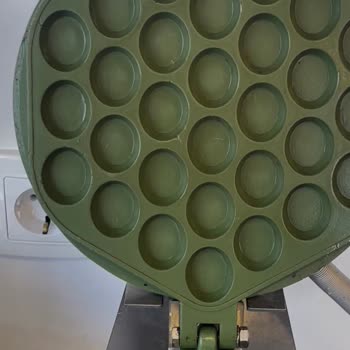 Aldığım Bubble Waffle Makinesi Plakalarında Üretim Hatası Var, Değişim Yapılmıyor