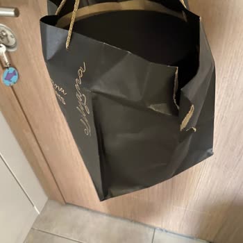 Çiçek Teslimatı Geç Ve Özensiz Yapıldı