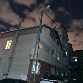 Ataşehir Yenisahra'da 5 Gündür Süren Aydınlatma Sorunu Mahalleliyi Tedirgin Ediyor