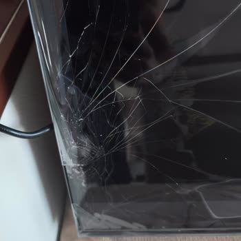 Kırık Televizyonun İadesi Servis Çağrılmadığı Gerekçesiyle Reddedildi