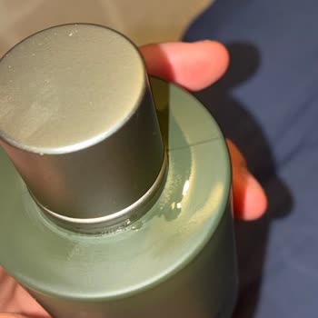 Satın Aldığım Parfümde Sızdırma Problemi Ve Acil Değişim Talebi