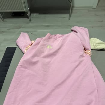 LCW Modest Sweatshirtlerde Çekme Ve Leke Sorunu, Değişim Talebim Karşılanmadı