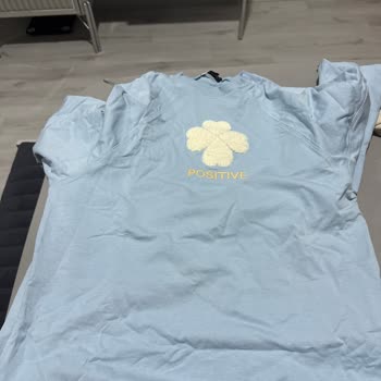 LCW Modest Sweatshirtlerde Çekme Ve Leke Sorunu, Değişim Talebim Karşılanmadı