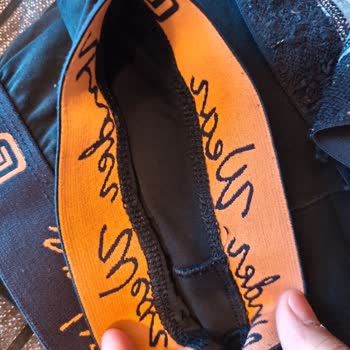 Kiğılı Giyim İlk Yıkamada Kullanılamaz Hale Gelen Boxer Ve Yetersiz Mağaza İlgisi