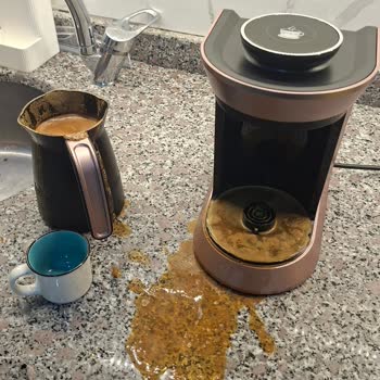 Kahve Makinesi Sürekli Taşıyor, Müşteri Hizmetlerine Ulaşamıyorum