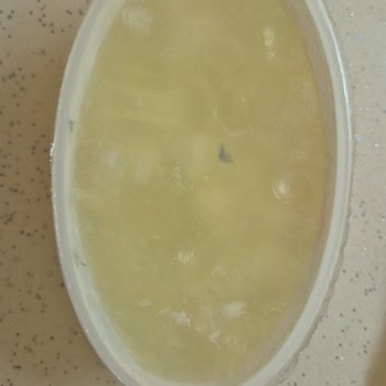 Taze Olması Gereken Peynirde Küf Şoku!