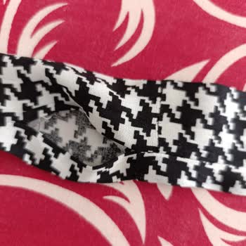 Kusurlu Elbise Ve İlgisiz Müşteri Hizmetleri Mağduriyeti