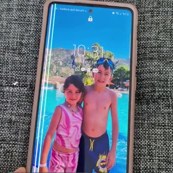 Samsung Telefonda Ekran Çatlaklığı!