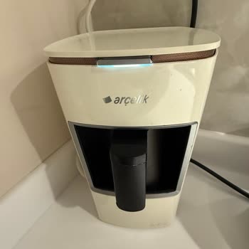 Arçelik Telve Kahve Makinesinde Kendiliğinden Oluşan Çatlak Ve Servis Mağduriyeti
