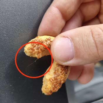 Migros Alaçatı Kurabiyesinden Kıl Çıkması Hijyen Endişesi