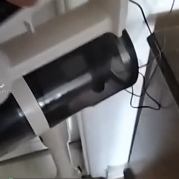 Sinbo Dikey Süpürgede Kırık Parça