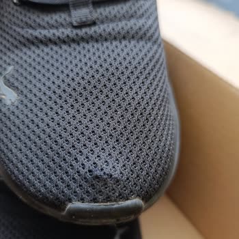 Pahalı Ve Dayanıksız Ayakkabı, Yetersiz Garanti Hizmeti