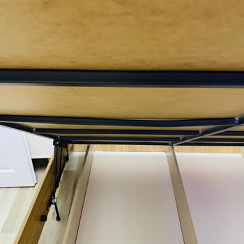 Hakan Mobilya Teslimatta Hasarlı ve Yanlış Ürünler, İletişimde Sorunlar Yaşadım