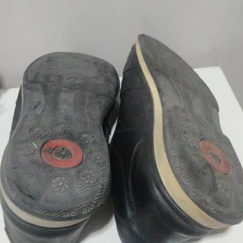 İnci Ayakkabı Kısa Sürede Kullanılamaz Hale Gelen Ayakkabıya Değişim Reddi