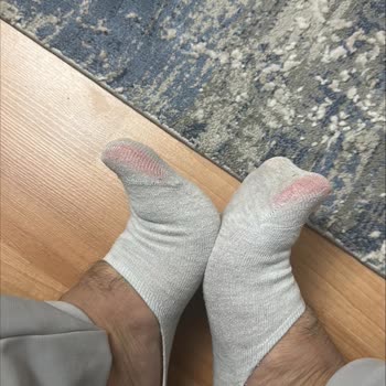 Yeni Alınan Ayakkabı Çorapta Leke Bırakıyor, İade Talebim Reddedildi