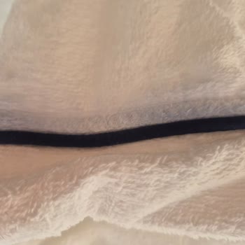 İlk Yıkamada Beyaz Bornozun Maviye Boyanması Hayal Kırıklığı Yarattı