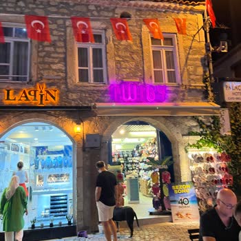 İzmir Alaçatı Twigy Mağazasında İade Ve İndirim Karmaşası Mağduriyet Yaşadım