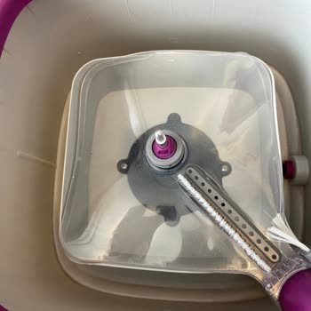 Sıcak Su Nedeniyle Eriyen Aparat Ve Yedek Parça Sorunu