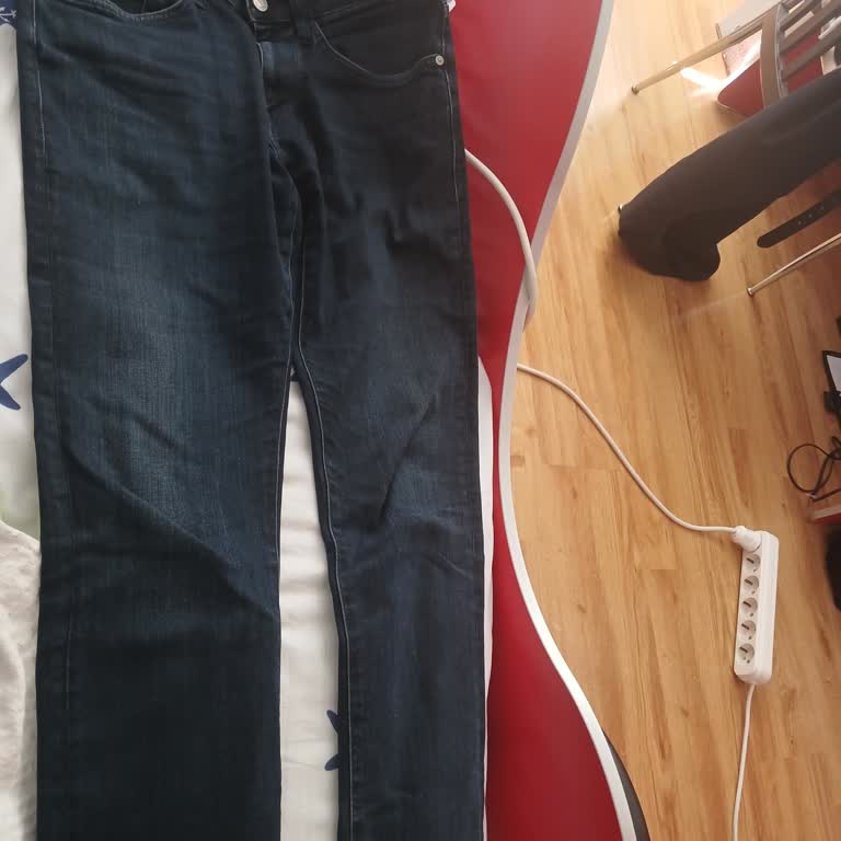 Mavi Jean Pantolonumda Renk Atması Ve Ağda Erime Sorunu, Garanti Reddi