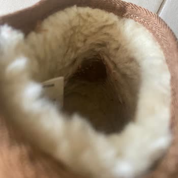 EMU Australia Botta İç Deri Erimesi Ve Boyner'den Olumsuz Dönüş