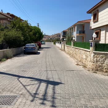 Çöp Konteynerlerinin Yanlış Konumu Yaşam Kalitemizi Olumsuz Etkiliyor