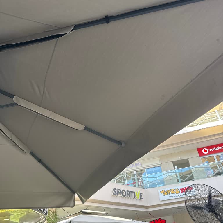 Roberts Coffee'de Müşteri İsteğine Duyarsız Yaklaşım Ve İletişim Eksikliği