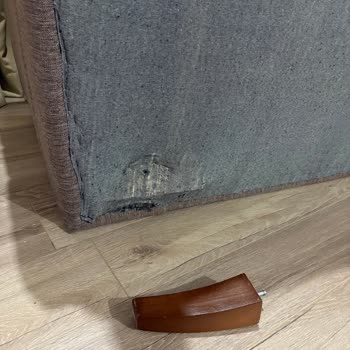 Garanti Kapsamındaki Koltuk Ayağı Kırıldı, Vivense Destek Vermiyor