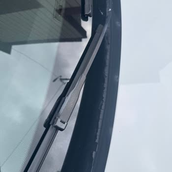 BMW 3.16 Aracımda Kronik Parça Deformasyonu Ve Ücretsiz Onarım Talebi