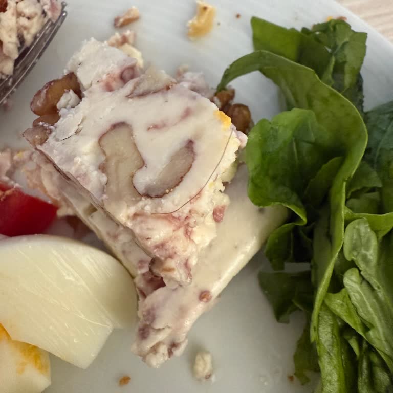 Tulum Peynirinden İki Kez Uzun İnsan Kılı Çıktı